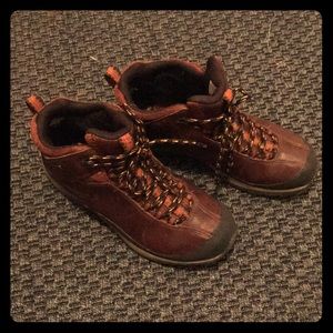 Women’s Patagonia ankle boots